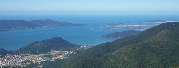 Vista das Praias de Palhoça e Florianópolis (ilha)